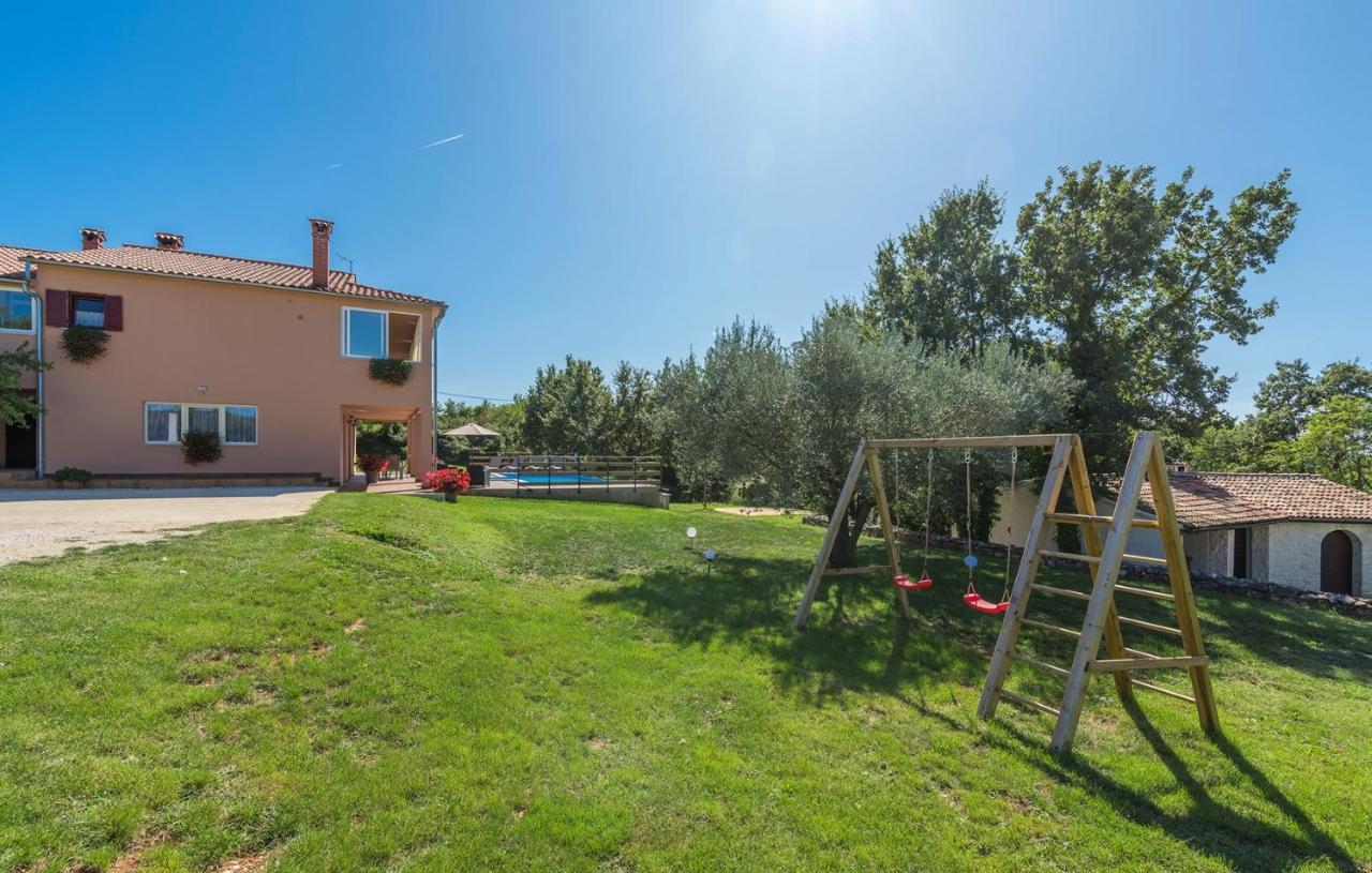 Apartment Kata With Private Pool Radetići Exterior foto